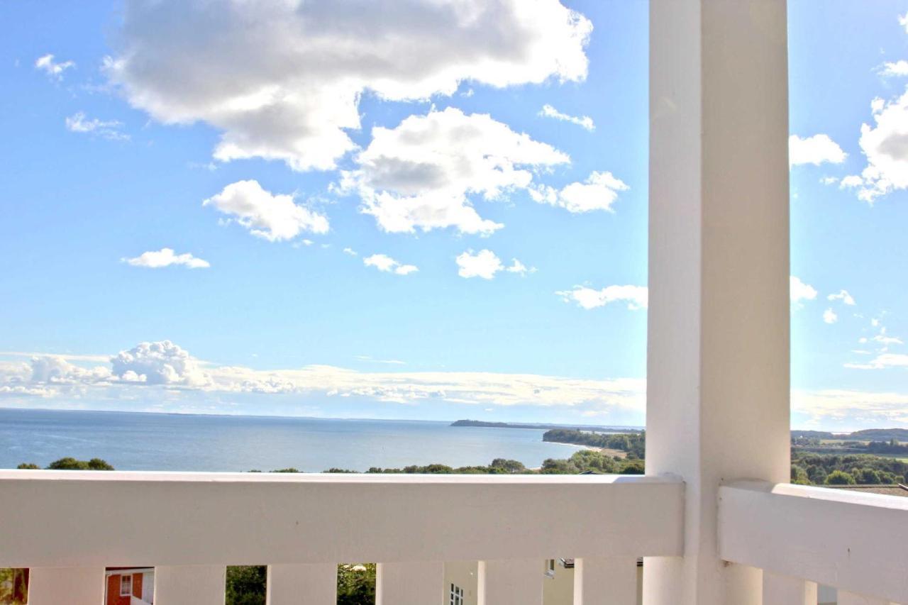 Mit Meerblick Und Balkon, Gratis Nutzung Vom Ahoi Erlebnisbad Und Sauna In Sellin - Meeresblick Fewo 33 Гёрен Экстерьер фото